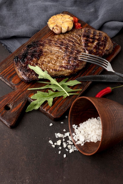Ojo de bife sellado al fuego